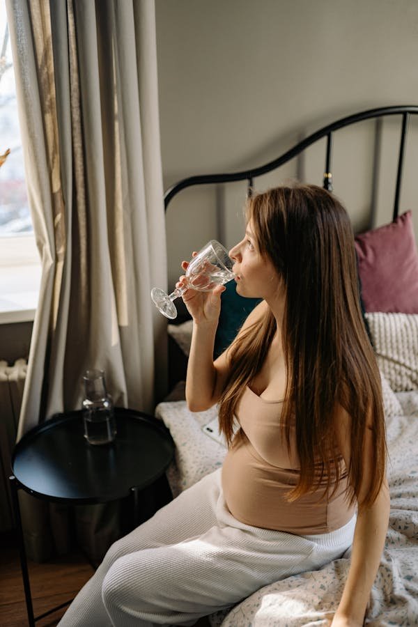 Essential health advantages of hydrogen water for expectant mothers